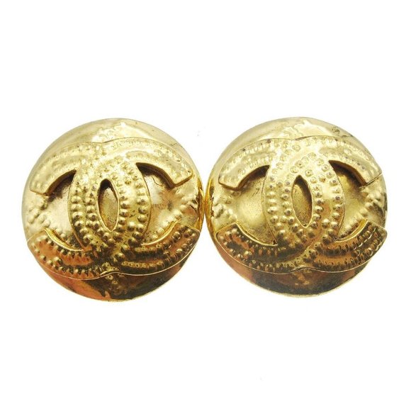 Authentic CHANEL CC Quilted Button Motif Earrings Gold-plated Clip-On 94P - Picture 1 of 4